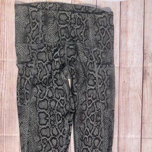Womens Snakeskin print Yoga leggings